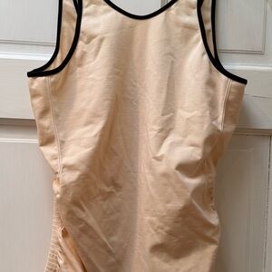 Lululemon pink and black tank